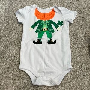 Leprechaun onesie. 24 months. Great for St Patrick’s Day.